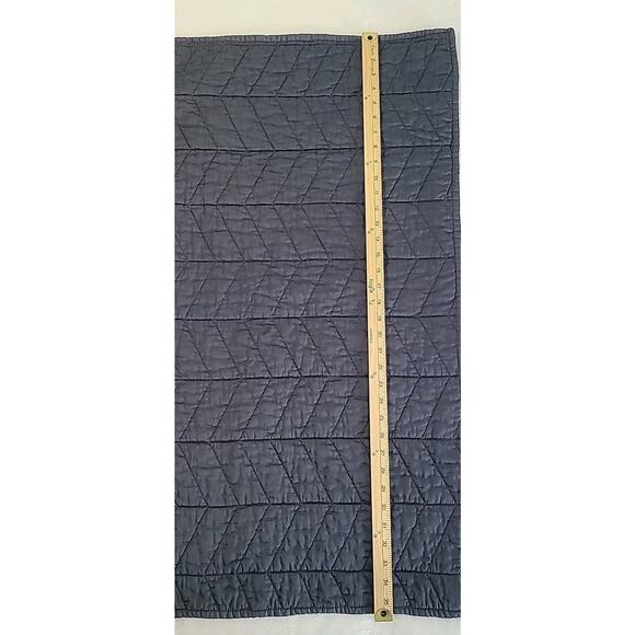 UGG Set of 2 King Pillow Shams Blue Gray Quilted Textured Gauze 35x20 EUC - Picture 9 of 10